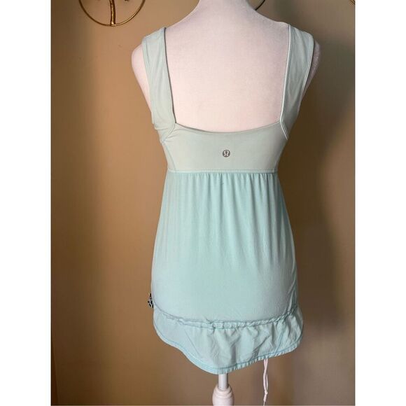 Lululemon Run: Chase Me Tank in Aquamarine Size 4 - Picture 2 of 9